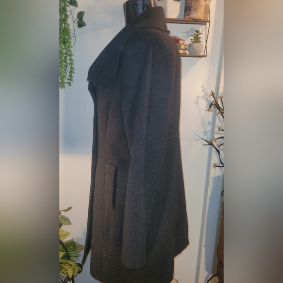 Reitmans Grey Herringbone Wool Blend Mid Length Pea Coat - Picture 4 of 7